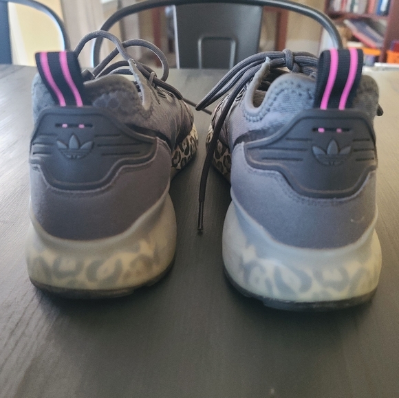 Women's Adidas ZX Sneakers, Size 9 - Picture 4 of 5